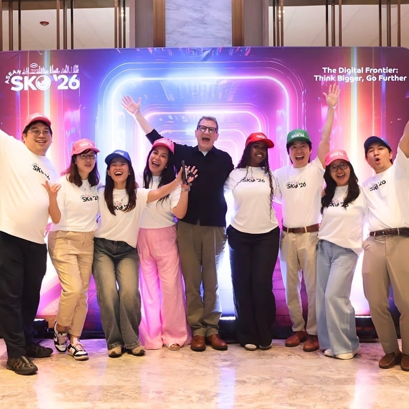 apac-team-on-stage.jpg